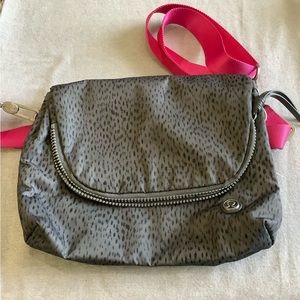 Lululemon Festival Bag Go Your Ohm Way